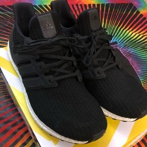 Adidas Ultraboost 4.0